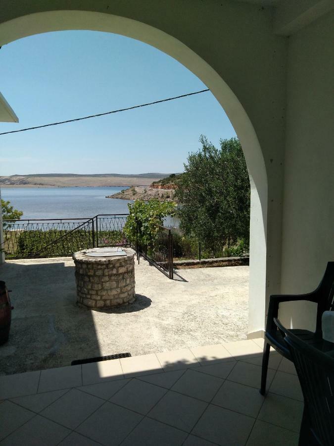 Apartman Larus Starigrad Paklenica Eksteriør billede
